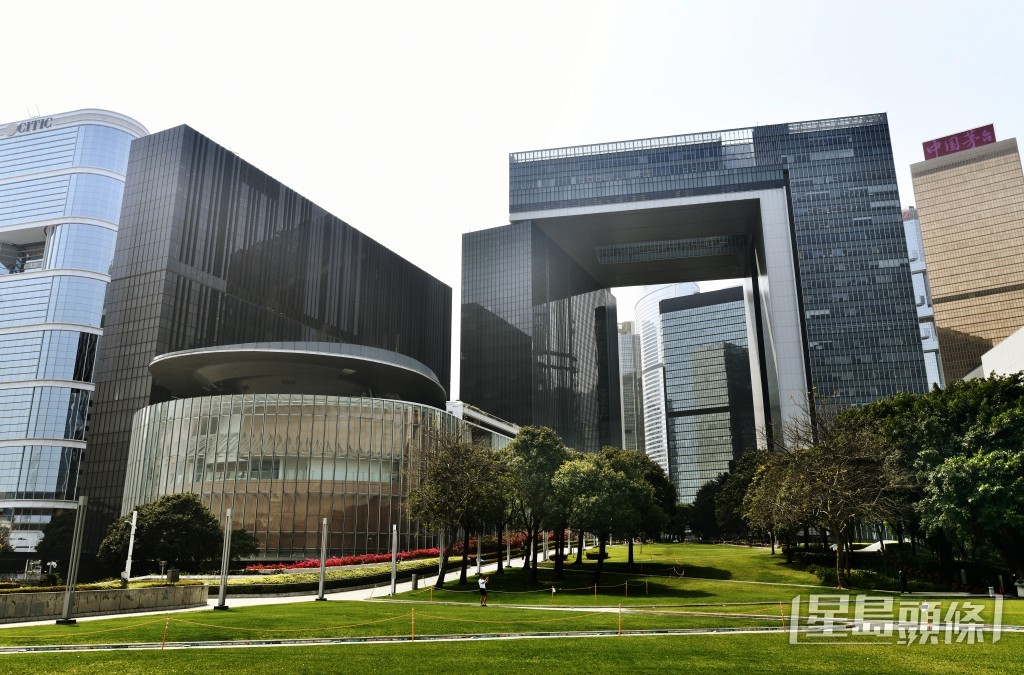 近日政圈有风声传出，指多名问责官员将“落马”。资料图片