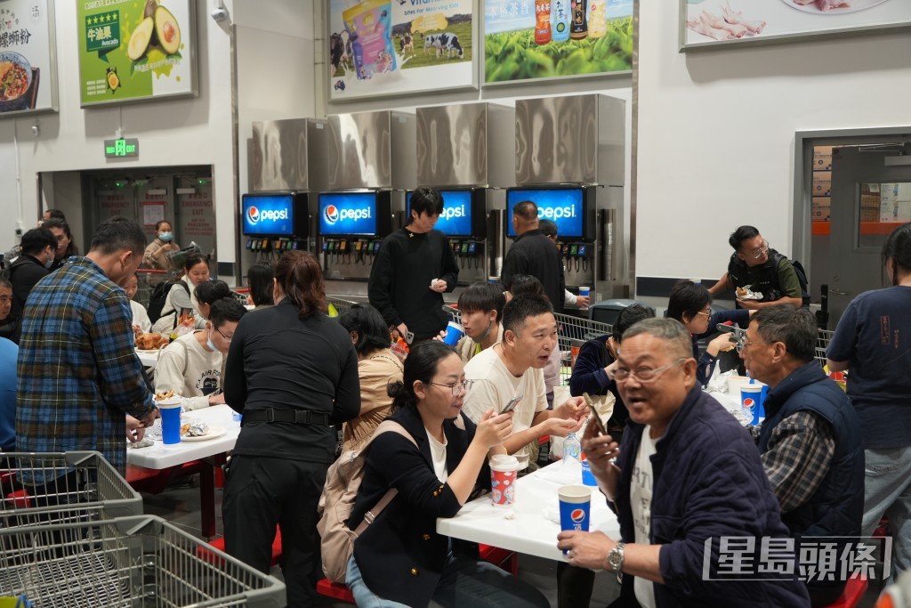 深圳Costco開幕情況。吳艷玲攝 深圳Costco開幕情況。吳艷玲攝