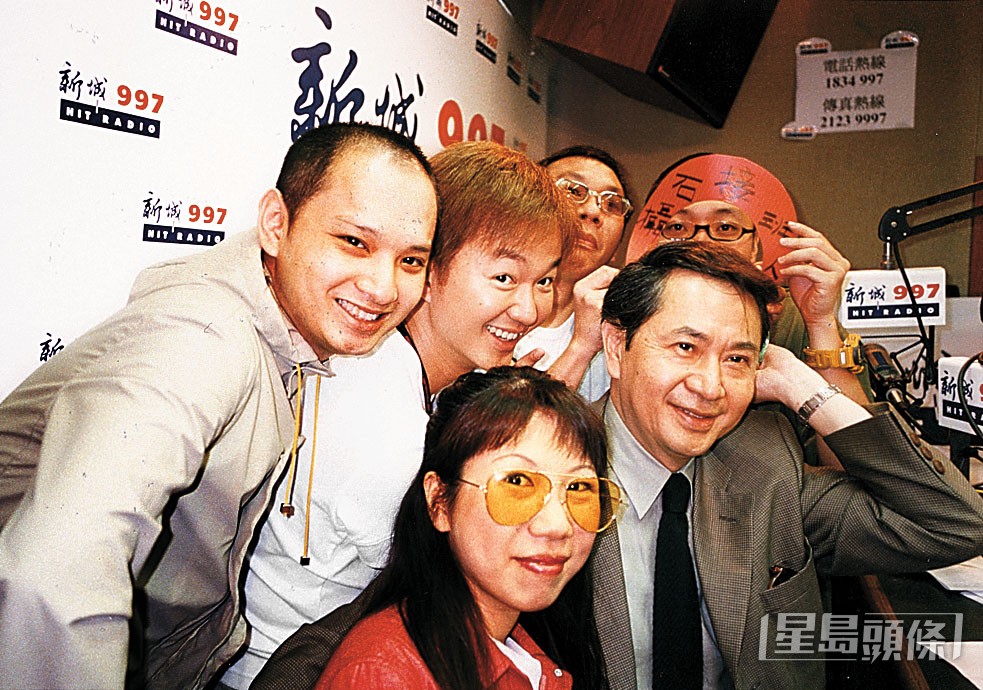 1999年，李紫昕在公司安排下為蕭亮製作唱片。  ​