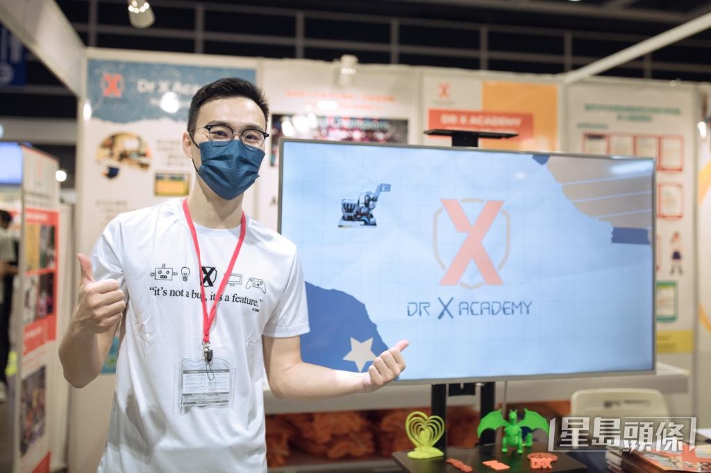 Kenny認為學校可培養學生對科技的興趣,深入培訓則可交由STEM教育中心負責。 Kenny認為學校可培養學生對科技的興趣,深入培訓則可交由STEM教育中心負責。