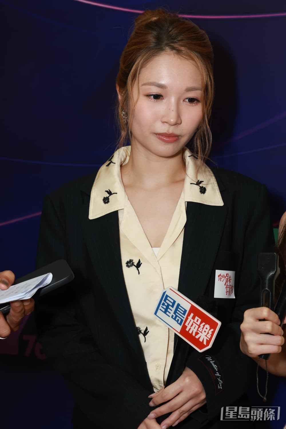 劉綺婷（Yanny）演《你的保安 李寶安》與麥沛東有很多對手戲。