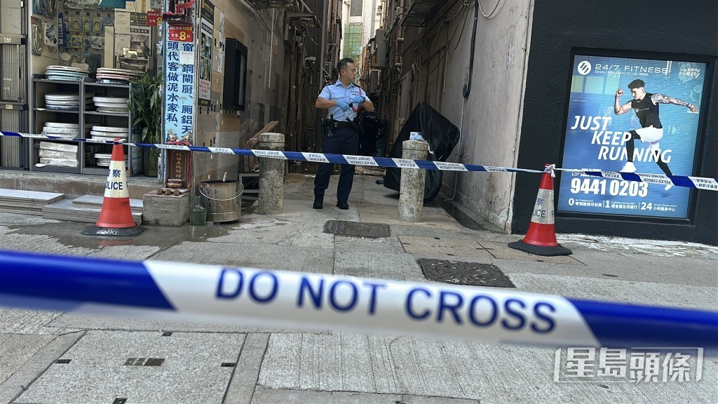 警方封鎖案發現場調查。劉漢權攝 警方封鎖案發現場調查。劉漢權攝