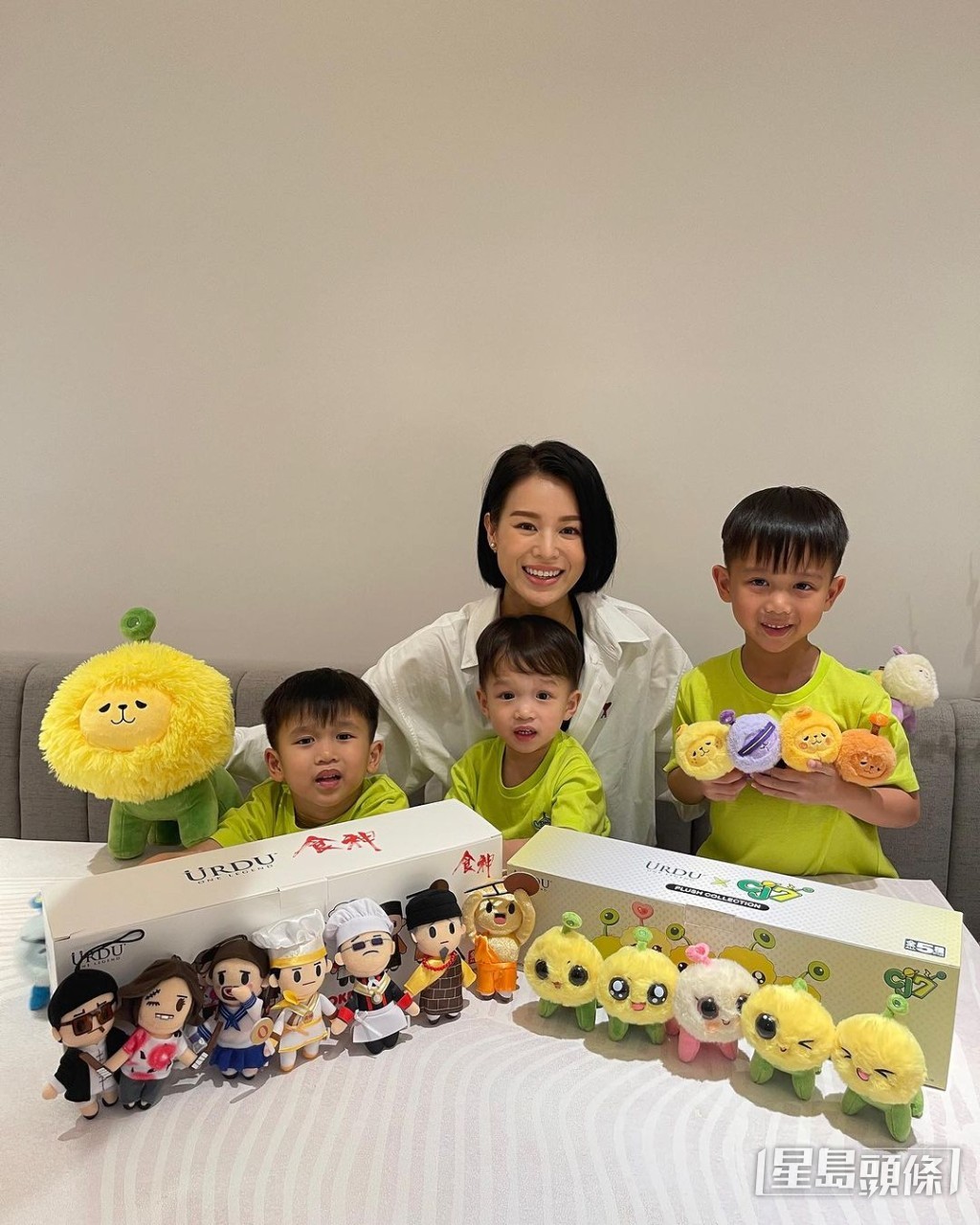 转眼间,胡杏儿现在已经成为三个囝囝的妈妈! 转眼间,胡杏儿现在已经成为三个囝囝的妈妈!