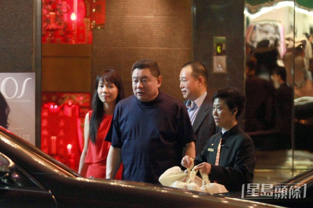 劉鑾雄宣布2014年已和呂麗君分手。