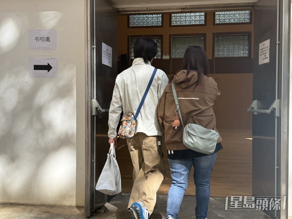 大埔區弔唁處設於富亨鄰里社區中心多用途禮堂。何姵妤攝