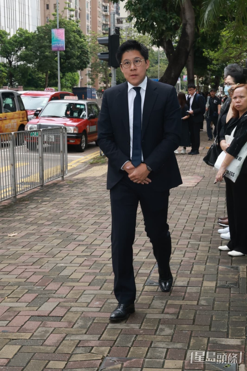 霍啟剛