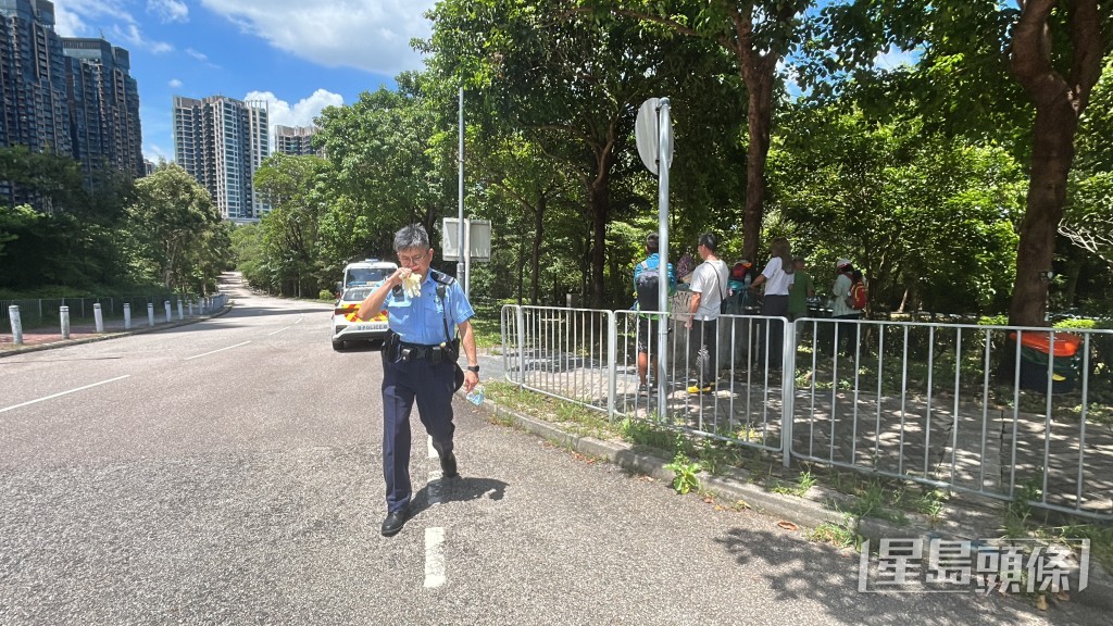 警員到場調查。林思明攝 警員到場調查。林思明攝