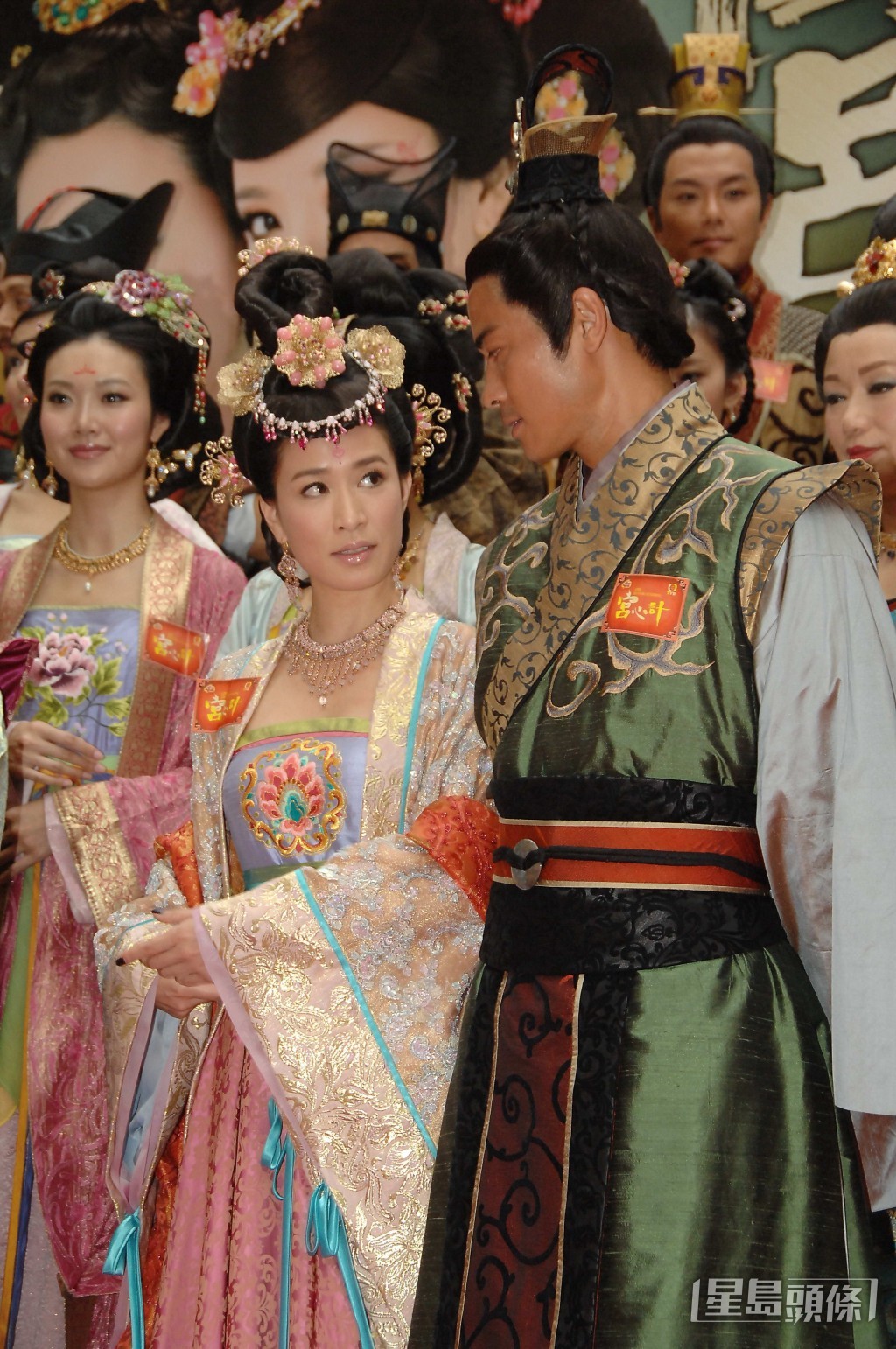 當時周汶錡出席活動時曾維護剛分手的妹妹,發表要搵專家捉「蛇」言論。 當時周汶錡出席活動時曾維護剛分手的妹妹,發表要搵專家捉「蛇」言論。