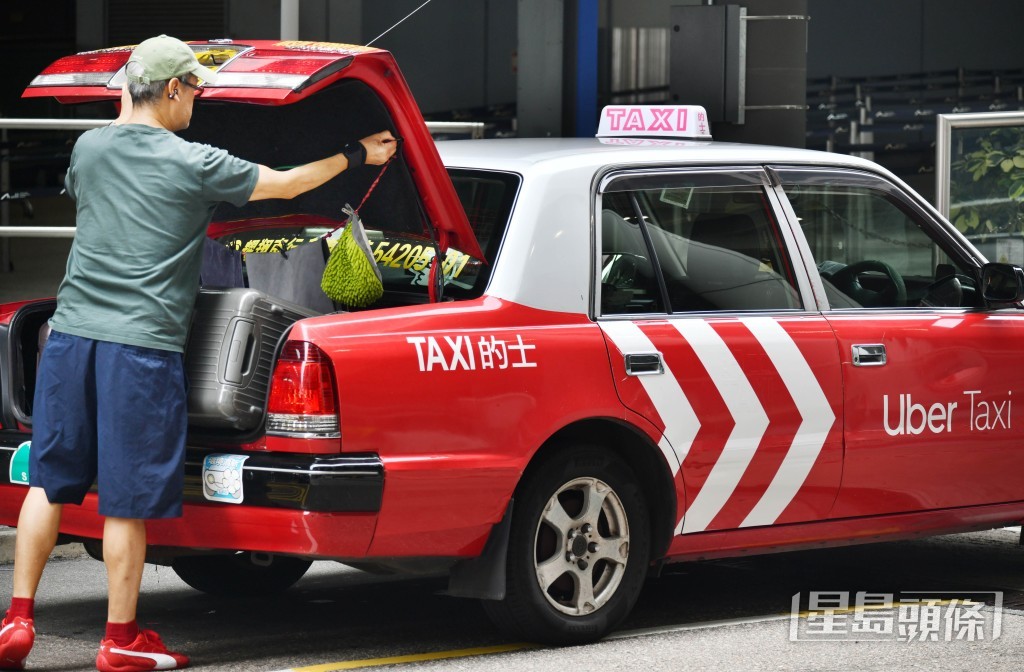 與網約車服務規管制度相關的大部分法律條文將於今年8月3日生效。資料圖片 與網約車服務規管制度相關的大部分法律條文將於今年8月3日生效。資料圖片