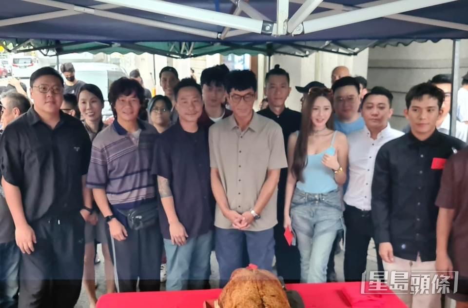 電影《尾隨》由張兆輝、古天樂等演出。 電影《尾隨》由張兆輝、古天樂等演出。