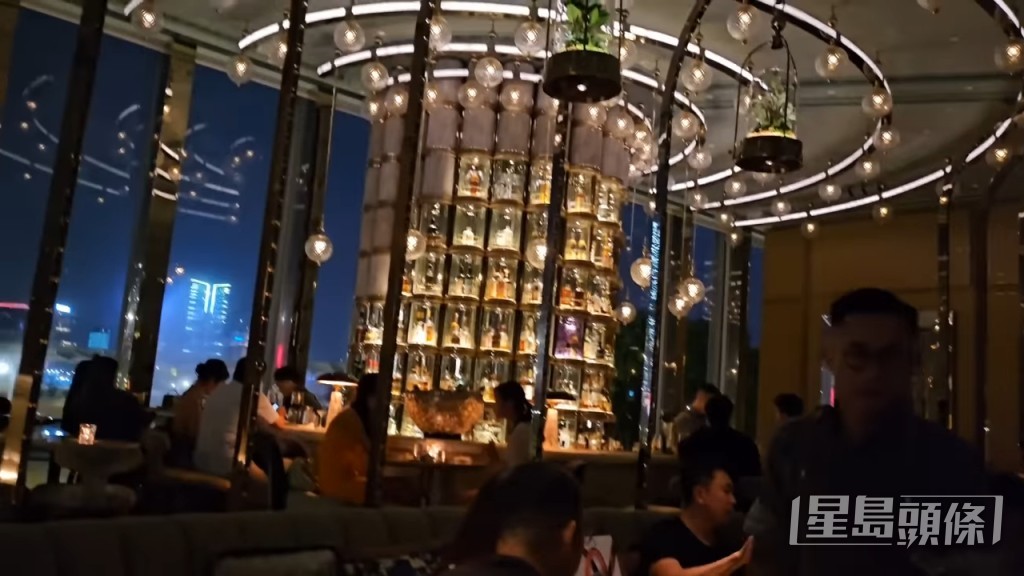 ARGO , (四季酒店大堂) ARGO , (四季酒店大堂)