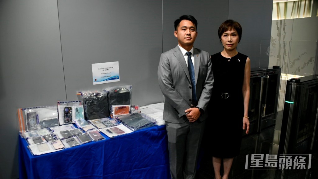 左起:商業罪案調查科訛騙調查組高級督察劉兆寶及香港保險業聯會行政總監劉佩玲。 左起:商業罪案調查科訛騙調查組高級督察劉兆寶及香港保險業聯會行政總監劉佩玲。