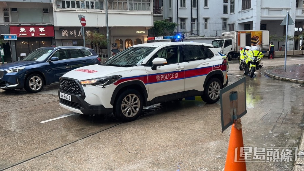 肇事警車。蔡楚輝攝