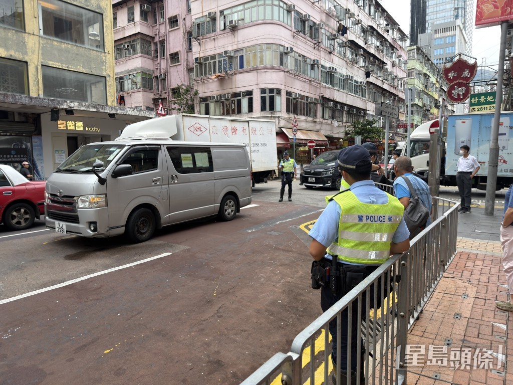 警員到場調查。