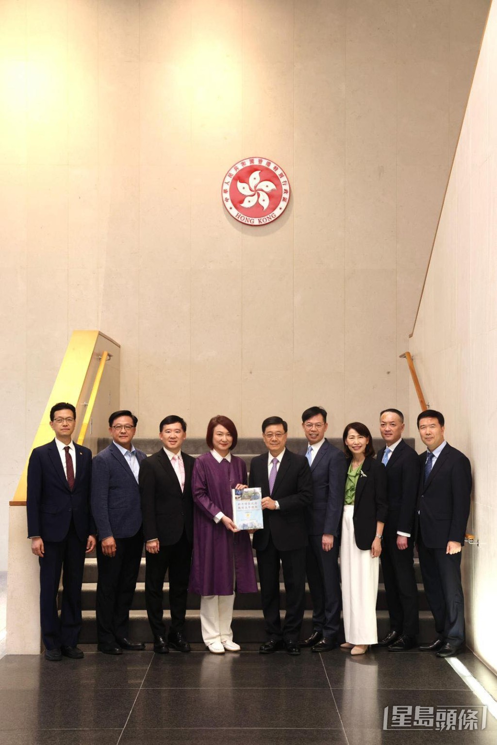 李家超今日聽取立法會議員就香港第一個五年規劃的工作結果。李家超FB 李家超今日聽取立法會議員就香港第一個五年規劃的工作結果。李家超FB