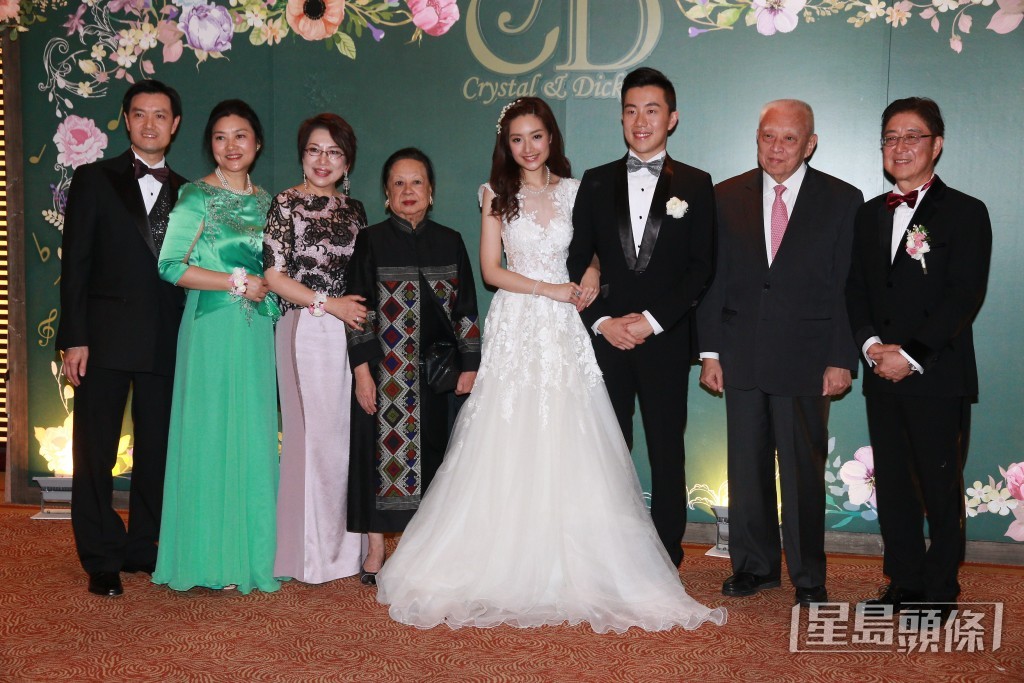 車淑梅兒子2016年結婚，星光熠熠。