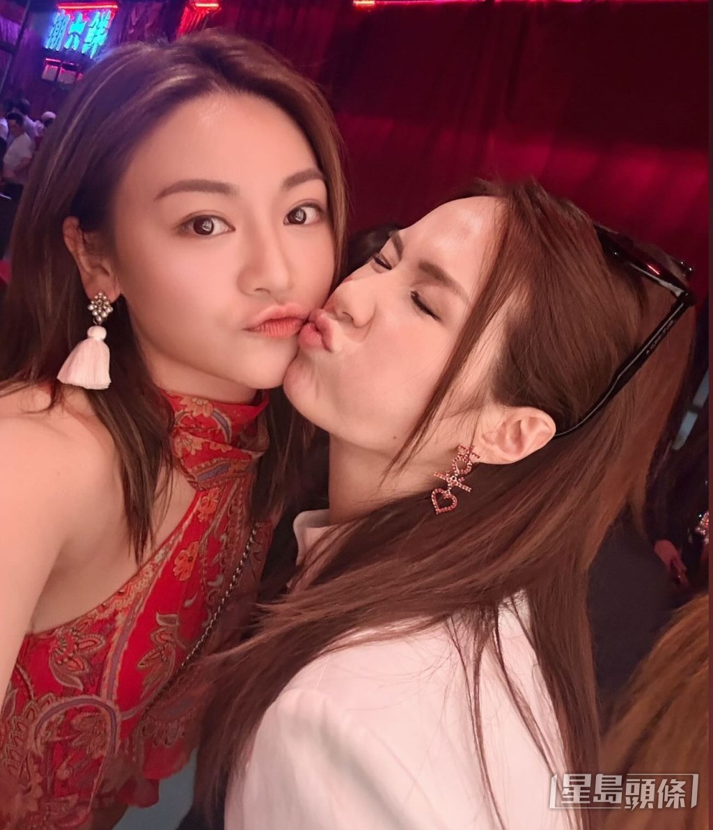 關嘉敏和莊思明是好姊妹。 關嘉敏和莊思明是好姊妹。