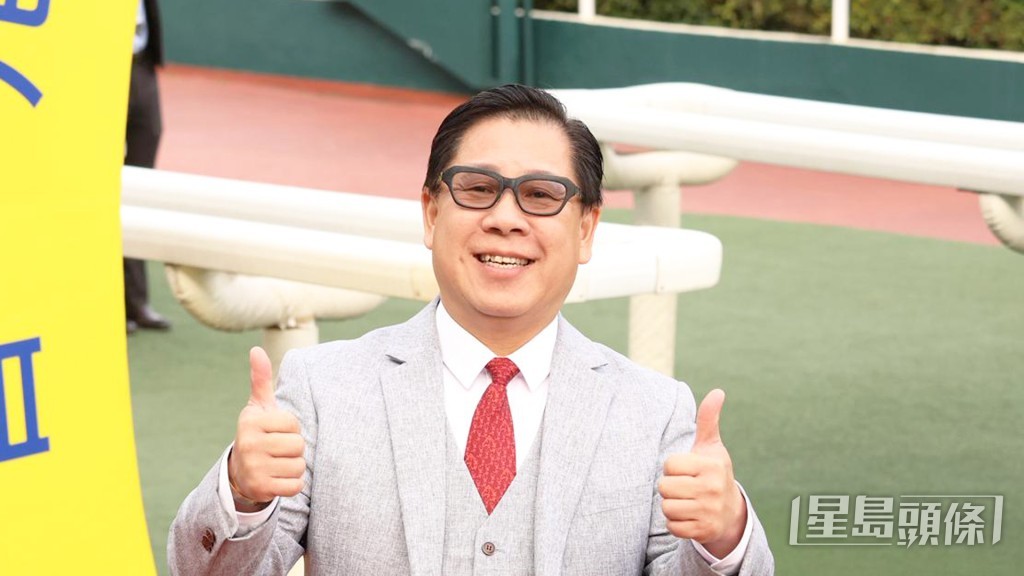 今朝「优才」出跳时叶楚航金晴火眼睇实,一跳完即睇所造时间。 今朝「优才」出跳时叶楚航金晴火眼睇实,一跳完即睇所造时间。