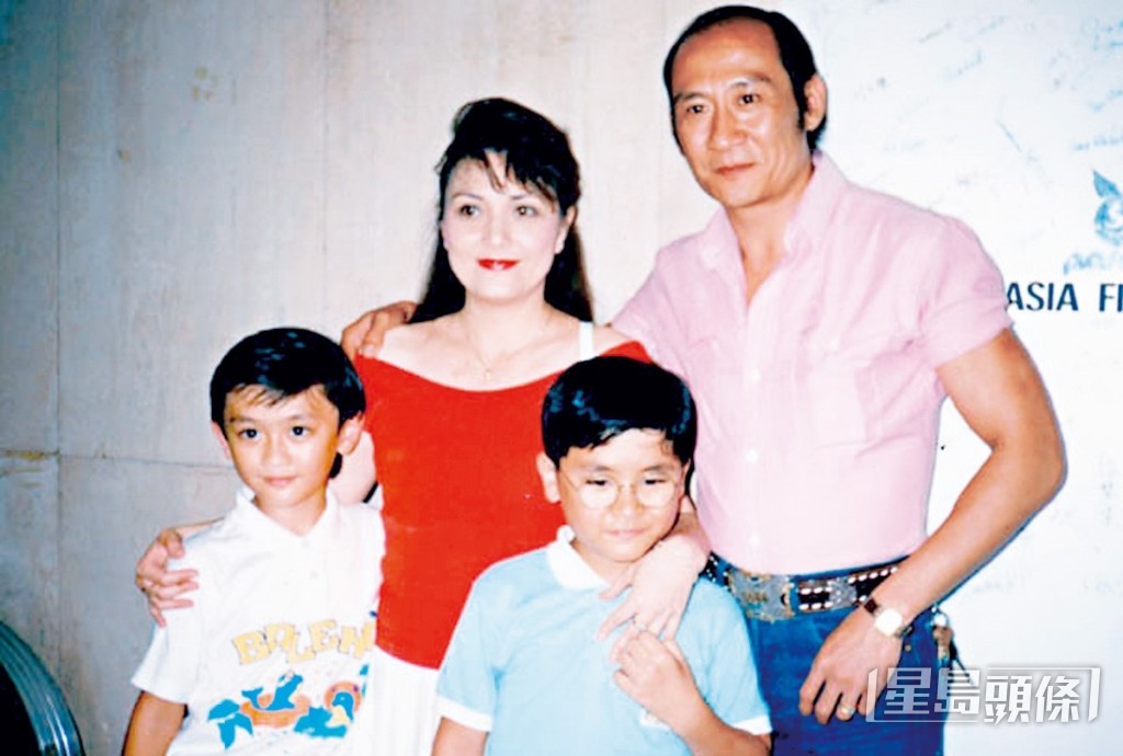 李家鼎與施明在1994年離婚收場。