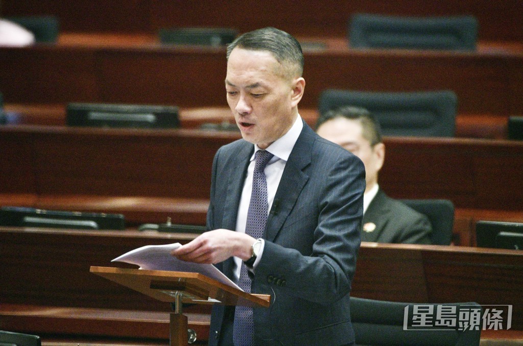 經民聯立法會議員吳永嘉今日(14日)在立法會大會提出口頭質詢。資料圖片 經民聯立法會議員吳永嘉今日(14日)在立法會大會提出口頭質詢。資料圖片