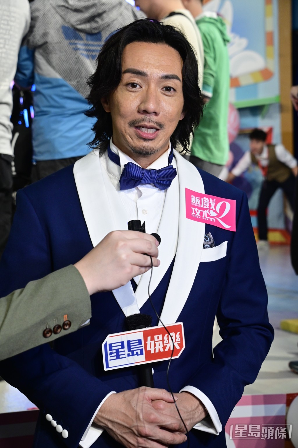 張繼聰指拍第一集後大家建立了很好的默契。 張繼聰指拍第一集後大家建立了很好的默契。