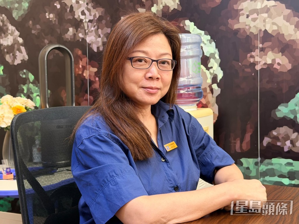 葉校長接受本網訪問。梁國峰攝