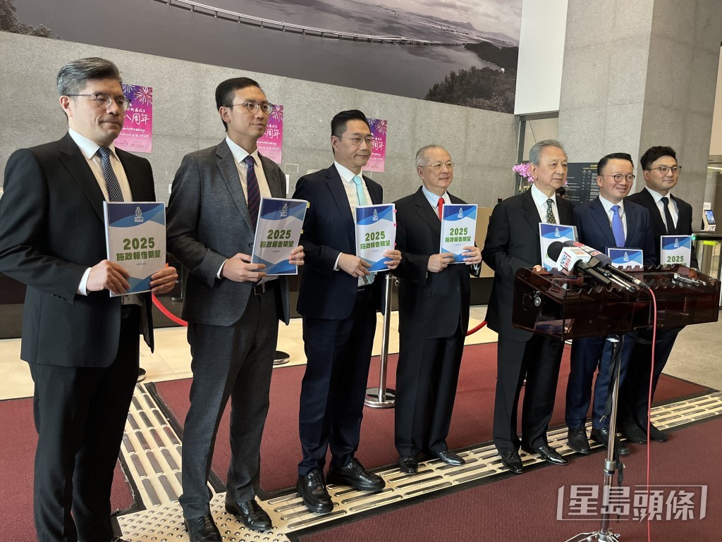 行政長官李家超將在9月公布新一份施政報告,自由黨今日(24日)提交施政報告建議。林彥汛攝 行政長官李家超將在9月公布新一份施政報告,自由黨今日(24日)提交施政報告建議。林彥汛攝