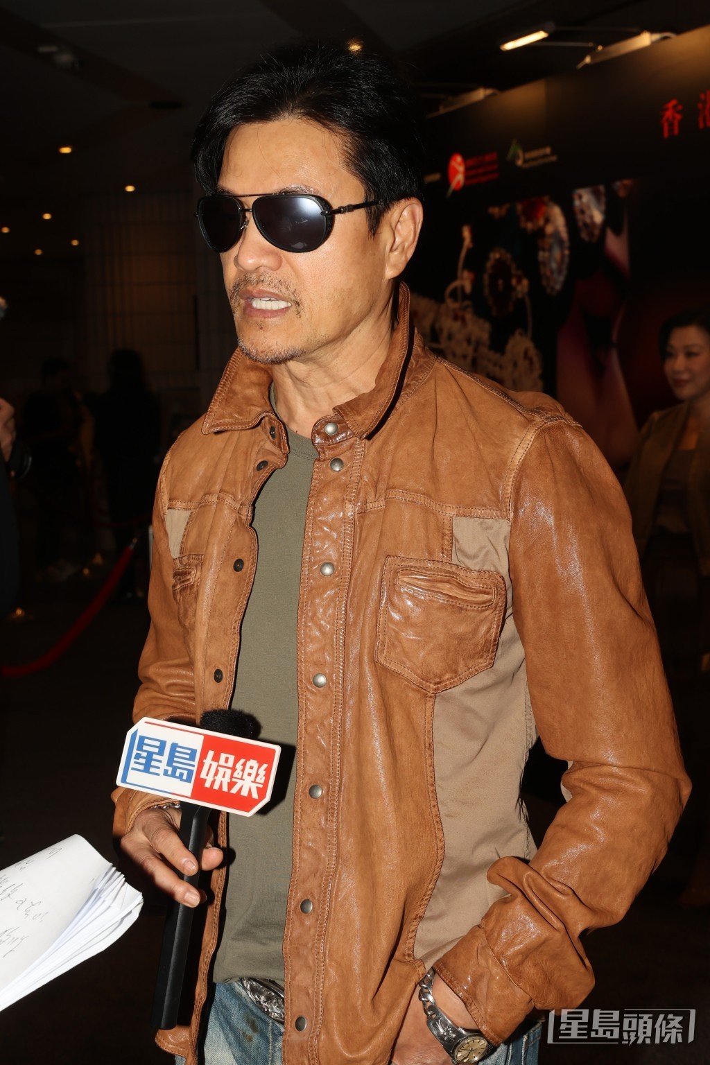 吕良伟透露角色是一个大人物,会由年轻演到老。 吕良伟透露角色是一个大人物,会由年轻演到老。