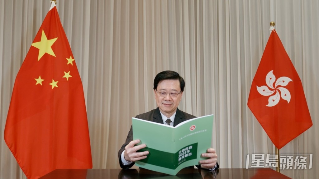 李家超指過去3個月，他和團隊舉辦超過40場諮詢會，並走訪各區聽取市民想法。李家超FB影片截圖