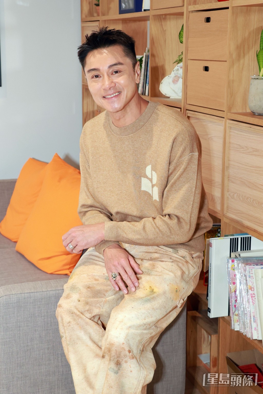 黃浩然認為，最開心的方法令大家完成工作，這樣的拍攝情況才最有效果。。