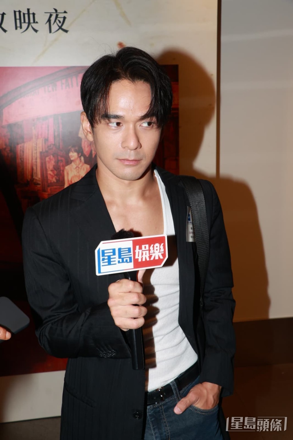 龐景峰樂意再演猛男騷。