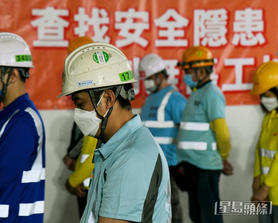 有工程顧問建議訂立「駐地盤人員註冊制度」,提升前線人員把關能力。 有工程顧問建議訂立「駐地盤人員註冊制度」,提升前線人員把關能力。
