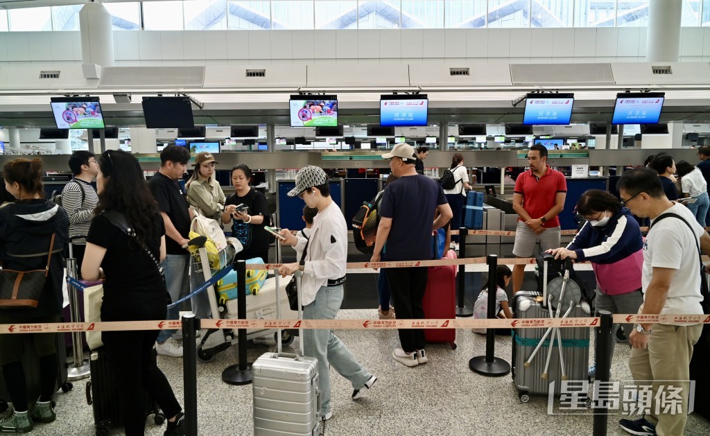 於7月28日,機場接待了17.3萬人次旅客,創疫情後新高。資料圖片 於7月28日,機場接待了17.3萬人次旅客,創疫情後新高。資料圖片