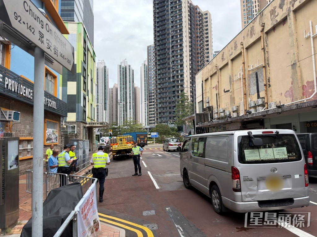 警員到場調查。