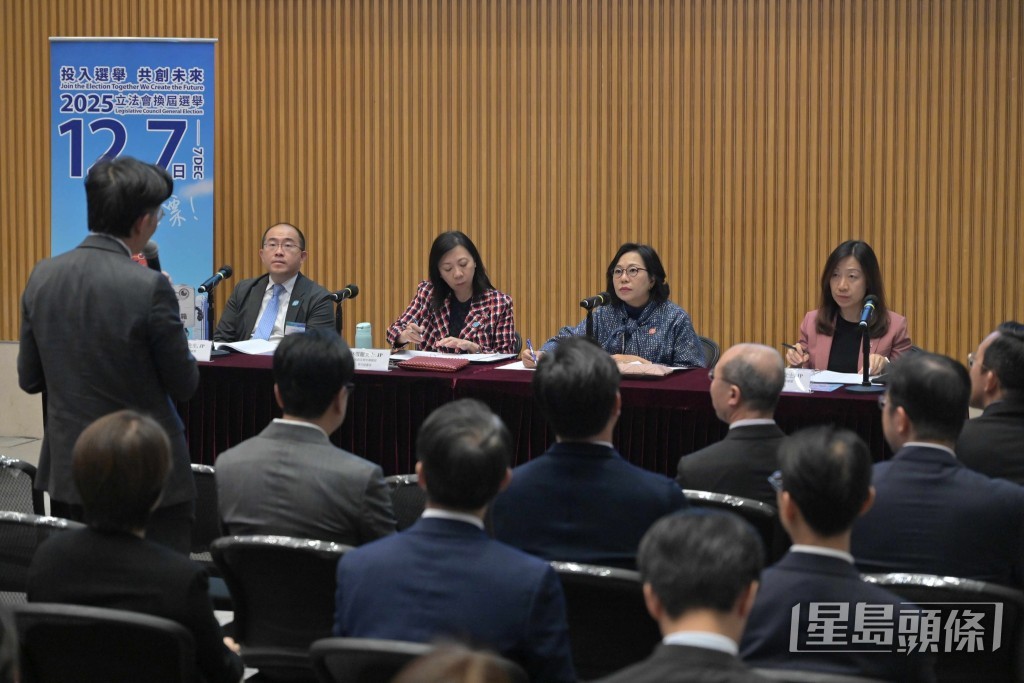 出席的業界代表都表示,透過今次座談會更深入了解立法會換屆選舉對社會發展的重要性。民政及青年事務局FB圖片 出席的業界代表都表示,透過今次座談會更深入了解立法會換屆選舉對社會發展的重要性。民政及青年事務局FB圖片