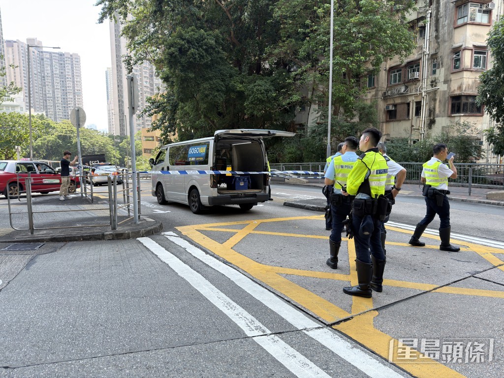 警員到場調查。 警員到場調查。