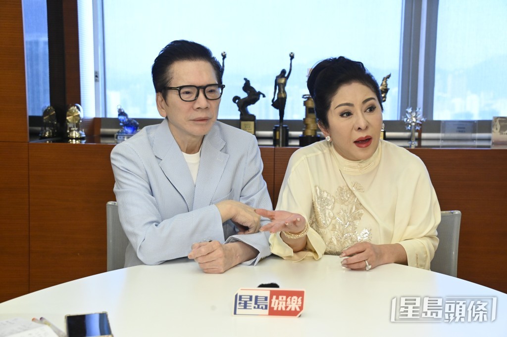 影視大亨向華強以《賭神》「龍五」的硬漢形象深入民心。
