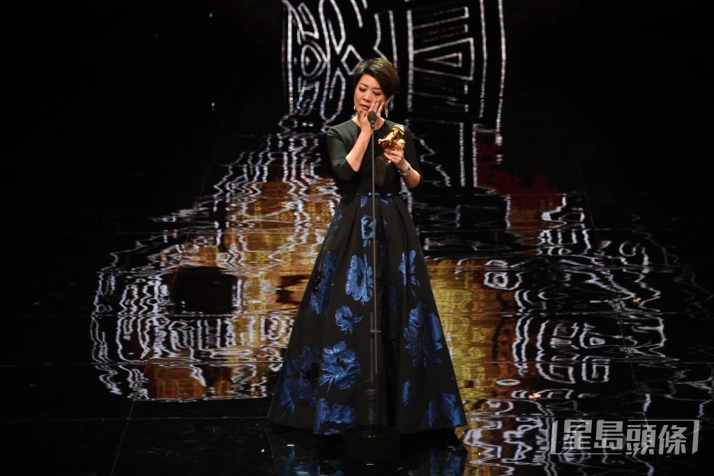 金燕玲2016年憑《一念無明》奪《第53屆金馬獎》「最佳女配角」。