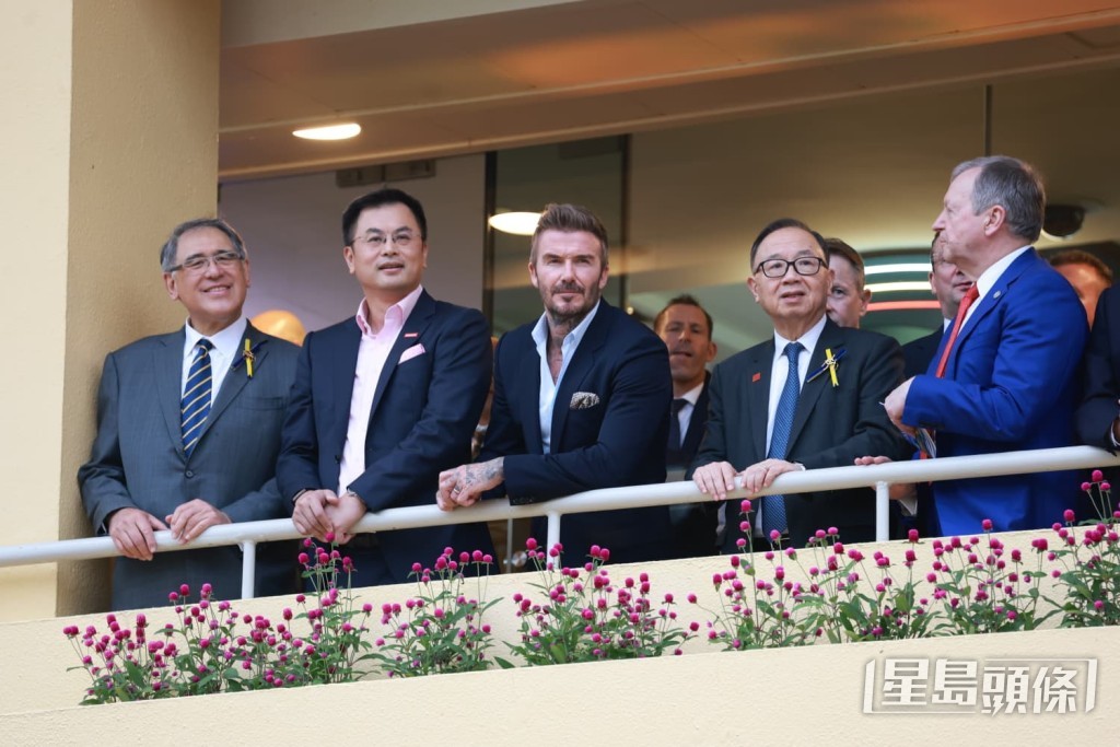 碧咸成為「賽馬聯乘足球」活動貴賓。 碧咸成為「賽馬聯乘足球」活動貴賓。