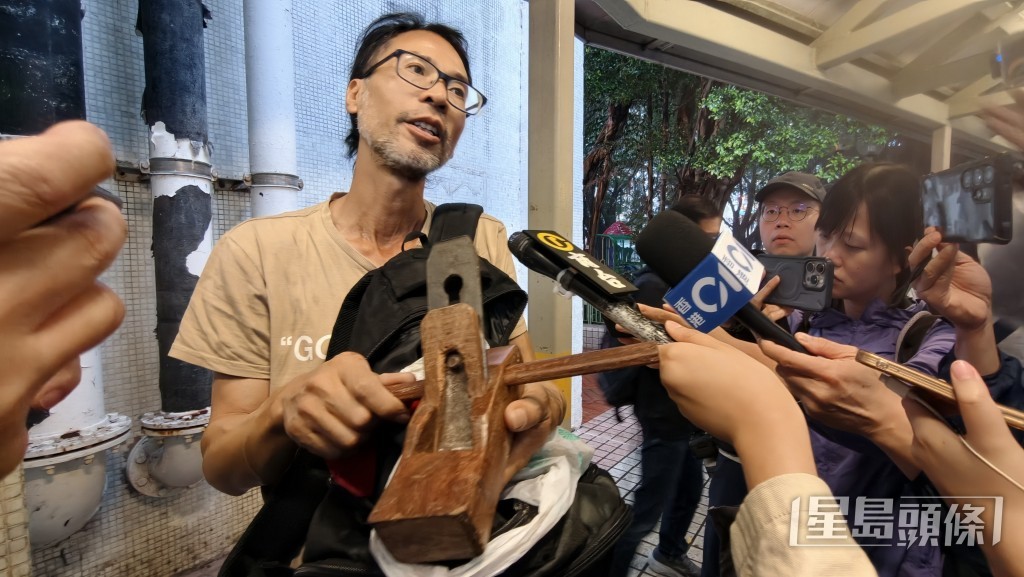 李氏兄弟帶走父親曾使用過的木刨。