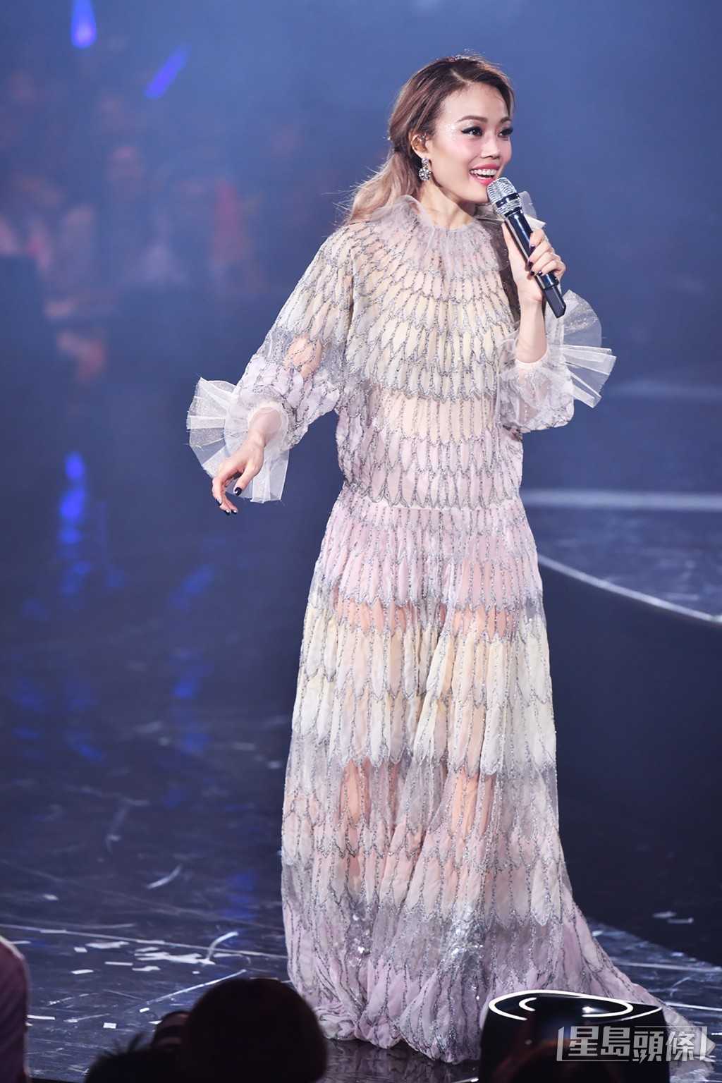 容祖兒2019年在紅館展開一連19場《PRETTY CRAZY JOEY YUNG CONCERT TOUR》演唱會。