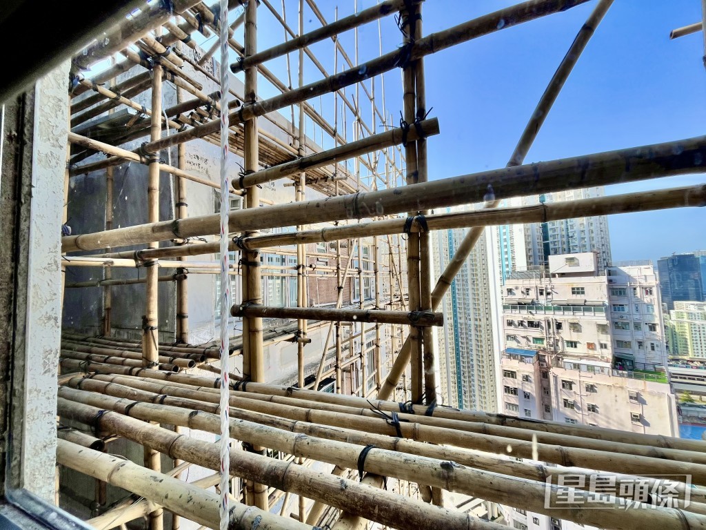 學會認為可考慮設立「樓宇維修局」作為中立的法定監管方。 學會認為可考慮設立「樓宇維修局」作為中立的法定監管方。