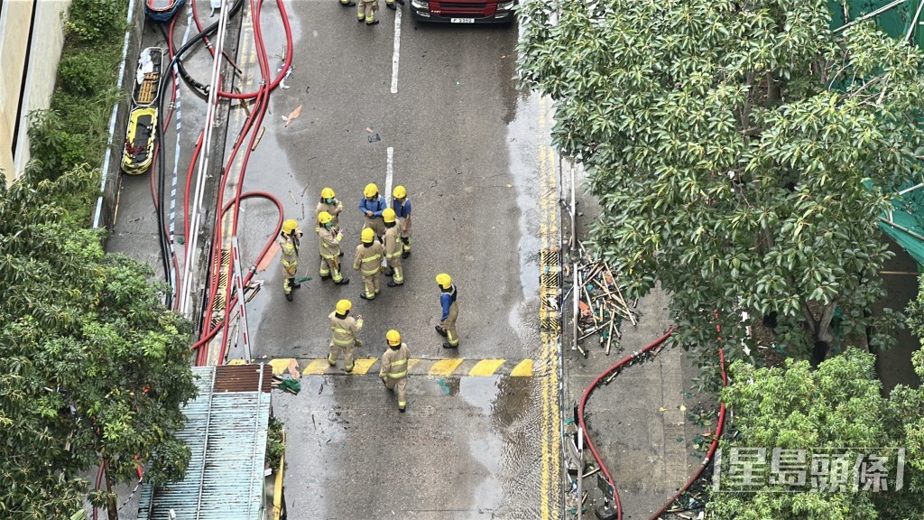 消防續在現場調查。