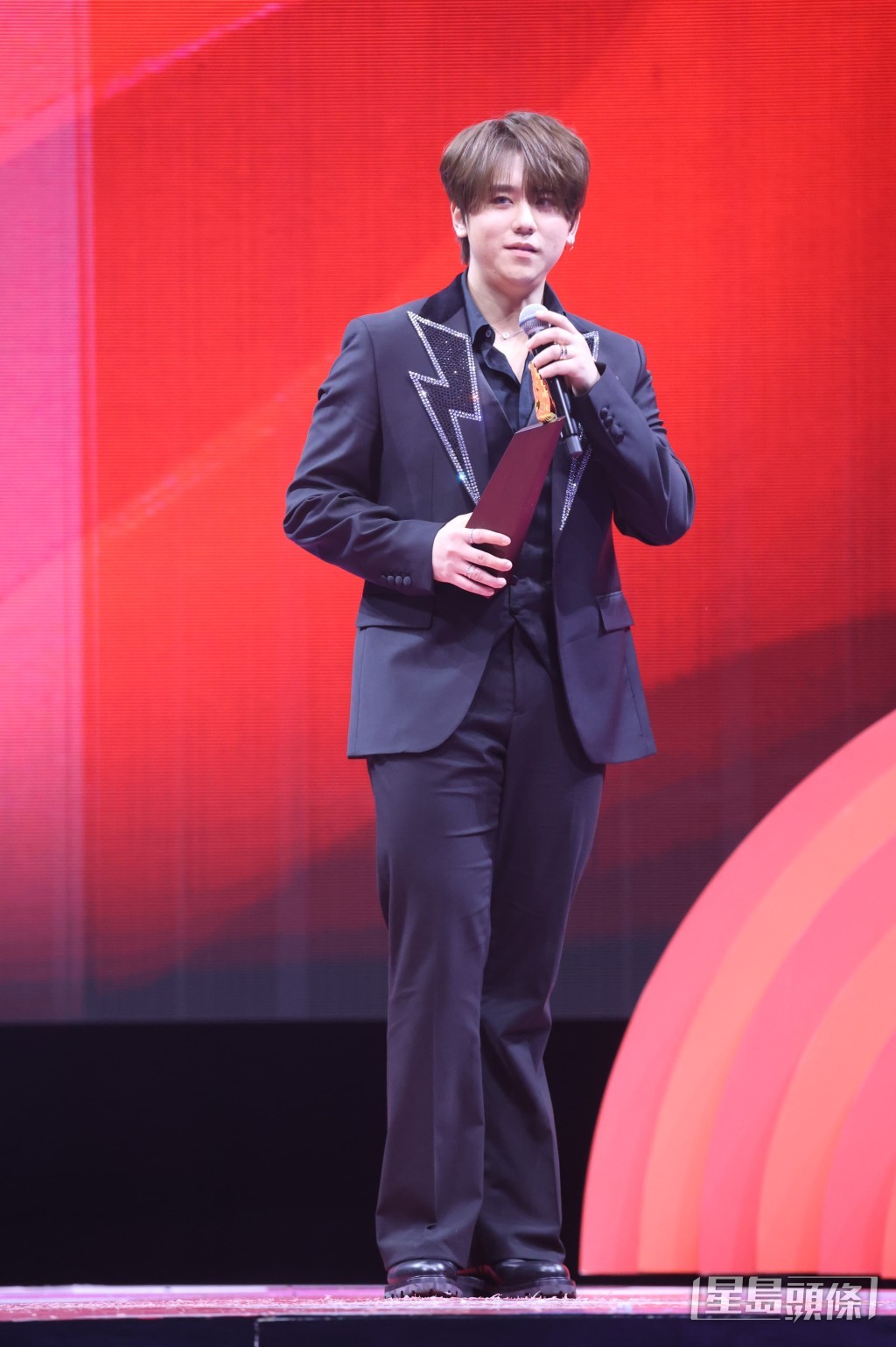 姜濤奪得「我最喜愛的男歌手」及憑《好得太過份》奪得「我最喜愛的歌曲大獎」。 姜濤奪得「我最喜愛的男歌手」及憑《好得太過份》奪得「我最喜愛的歌曲大獎」。