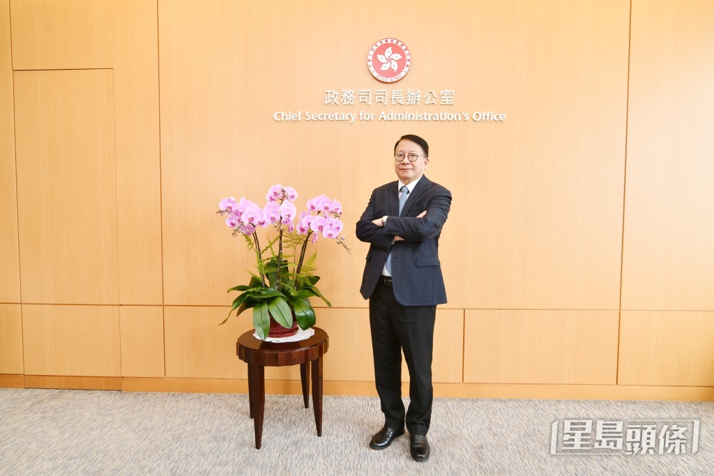陳國基表示公務員要以身作則，讓市民知道投票的重要性。資料圖片
