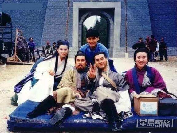 白彪在1995年版本《神鵰俠侶》中再演郭靖，與古天樂、李若彤合作。