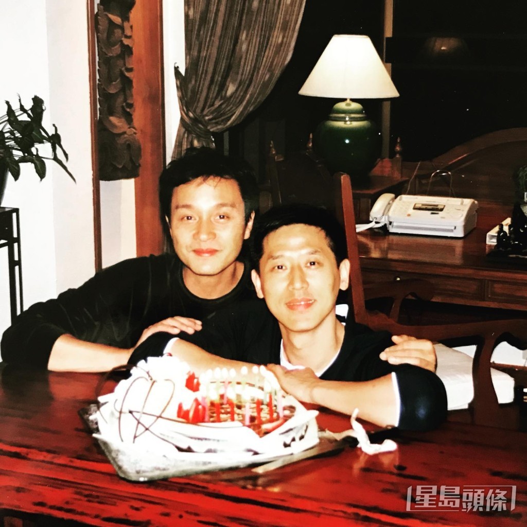 唐鶴德在54歲生日在IG發生日帖，並貼上與張國榮的合照，他寫說：「謝謝大家的祝福，分享一張有故事的生日照」。