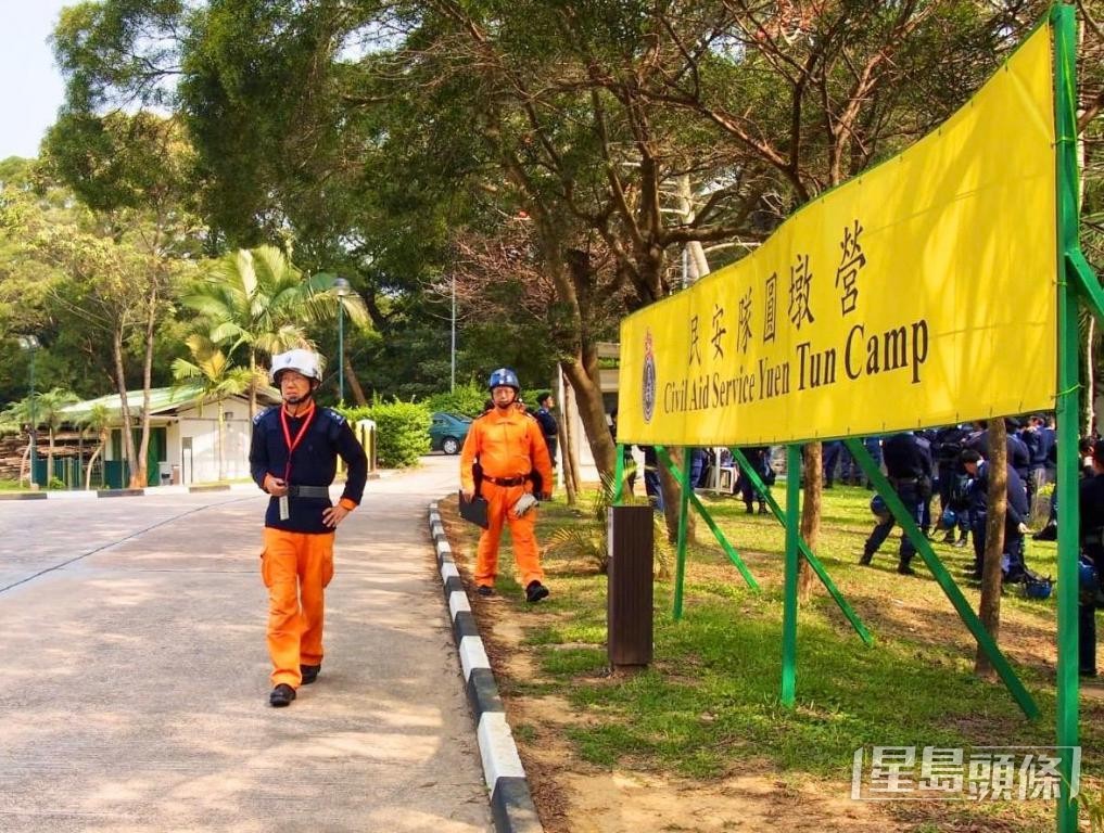 出家前，法戒是资深民安队成员，曾参与多次大型搜救行动。
