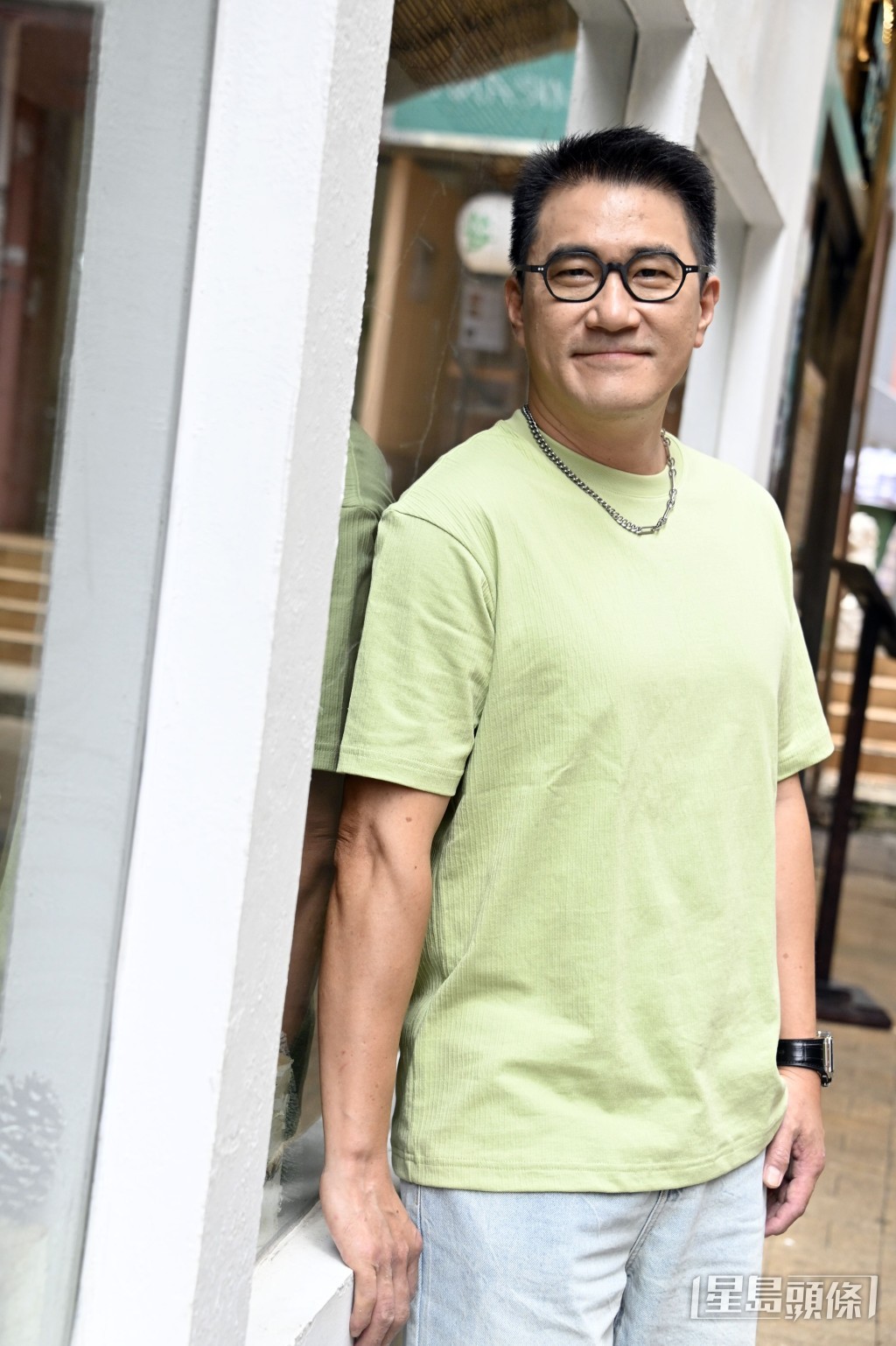 年過半百的Philip都想人生好似煙花咁能夠爆得璀璨。