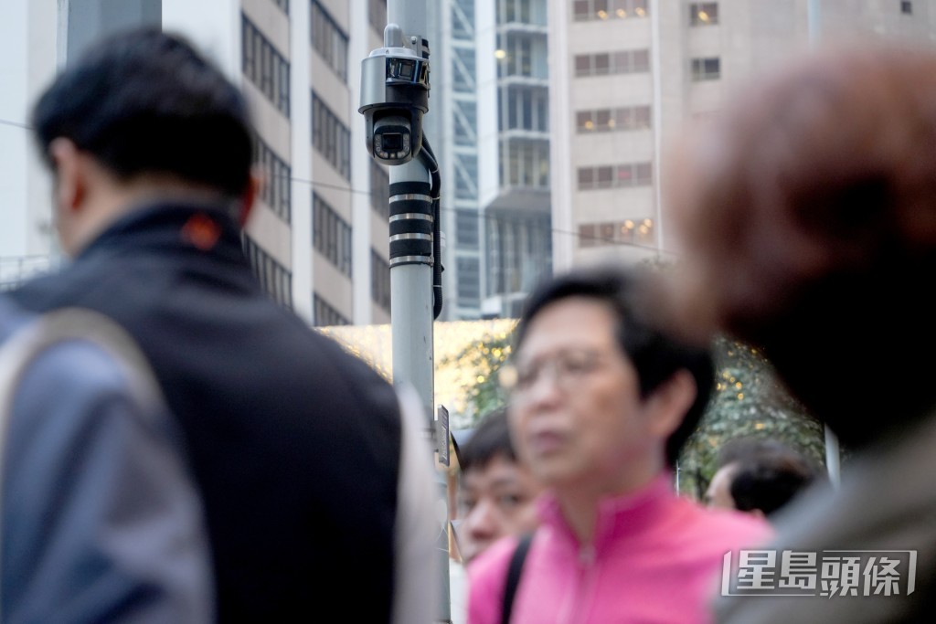 「銳眼計劃」預計於2028年前安裝6萬支閉路電視,若加上新界北部都會區的規劃,預計會再增加約6,500支鏡頭。 「銳眼計劃」預計於2028年前安裝6萬支閉路電視,若加上新界北部都會區的規劃,預計會再增加約6,500支鏡頭。